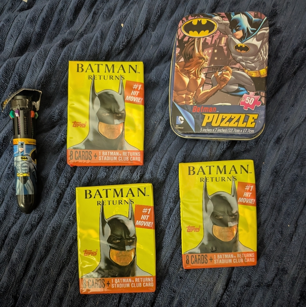New Batman Returns Trading Cards and Puzzle Bundle